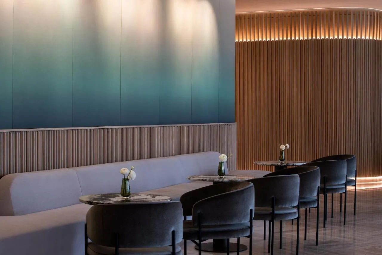 Four Seasons Hotel Montreal 5*,