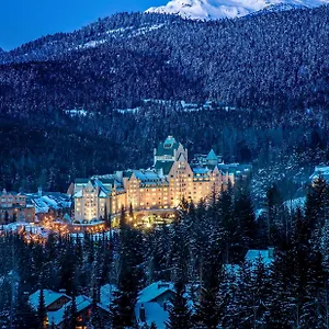 Курортный комплекс Fairmont Chateau *****